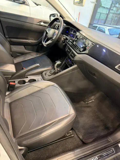 VOLKSWAGEN Virtus 1.0 4P 200 TSI FLEX COMFORTLINE AUTOMTICO, Foto 9