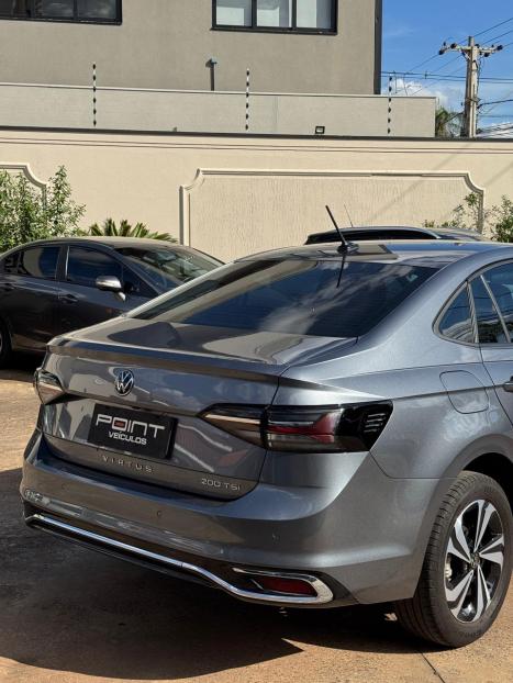 VOLKSWAGEN Virtus 1.0 4P 200 TSI FLEX COMFORTLINE AUTOM�TICO, Foto 5