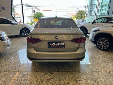 VOLKSWAGEN Virtus 1.0 4P 200 TSI FLEX COMFORTLINE AUTOM�TICO, Foto 4