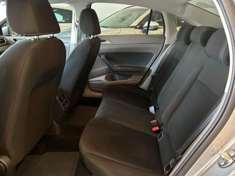 VOLKSWAGEN Virtus 1.0 4P 200 TSI FLEX COMFORTLINE AUTOM�TICO, Foto 9