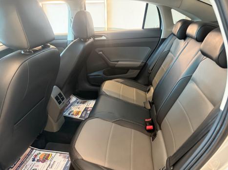 VOLKSWAGEN Virtus 1.0 4P 200 TSI FLEX HIGHLINE AUTOM�TICO, Foto 13