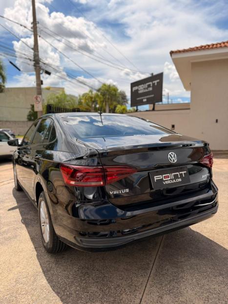 VOLKSWAGEN Virtus 1.0 4P 200 TSI FLEX COMFORTLINE AUTOM�TICO, Foto 2