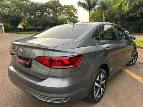 VOLKSWAGEN Virtus 1.0 4P 200 TSI FLEX COMFORTLINE AUTOM�TICO, Foto 5