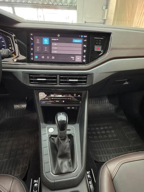 VOLKSWAGEN Virtus 1.0 4P 200 TSI FLEX HIGHLINE AUTOM�TICO, Foto 9