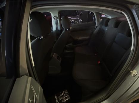 VOLKSWAGEN Virtus 1.0 4P 200 TSI FLEX HIGHLINE AUTOM�TICO, Foto 8