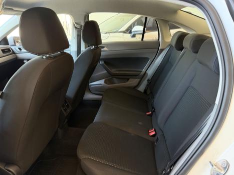VOLKSWAGEN Virtus 1.0 4P 200 TSI FLEX COMFORTLINE AUTOM�TICO, Foto 9