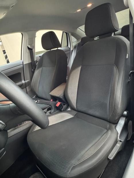 VOLKSWAGEN Virtus 1.0 4P 200 TSI FLEX COMFORTLINE AUTOM�TICO, Foto 5