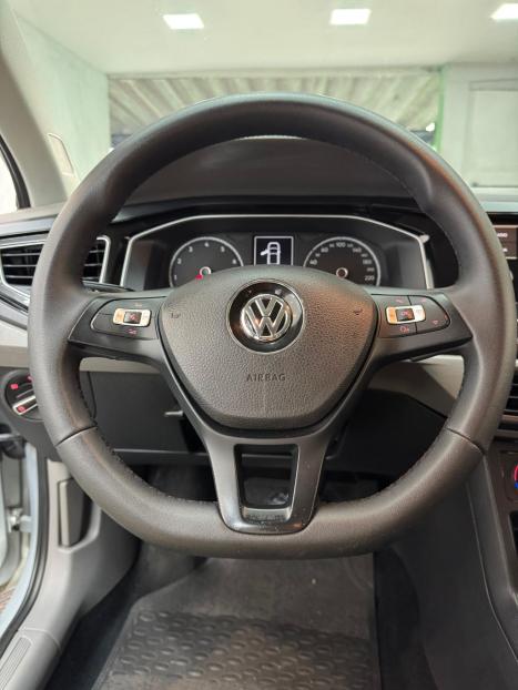 VOLKSWAGEN Virtus 1.0 4P 200 TSI FLEX COMFORTLINE AUTOM�TICO, Foto 10