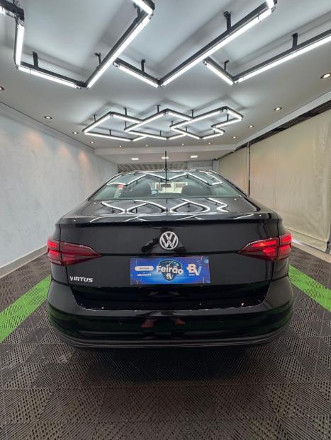 VOLKSWAGEN Virtus 1.6 4P MSI FLEX AUTOM�TICO, Foto 5