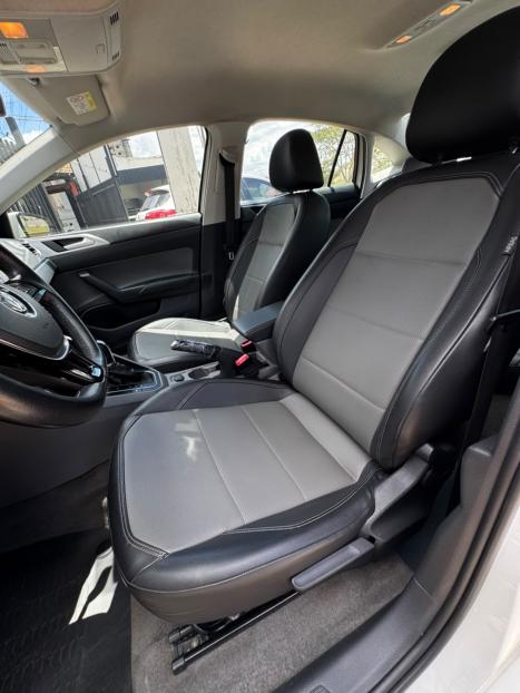VOLKSWAGEN Virtus 1.0 4P 200 TSI FLEX HIGHLINE AUTOMÁTICO, Foto 10