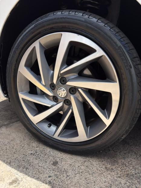 VOLKSWAGEN Virtus 1.0 4P 200 TSI FLEX HIGHLINE AUTOMÁTICO, Foto 12