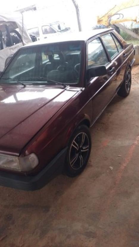 VOLKSWAGEN Voyage 1.6 4P GL, Foto 2