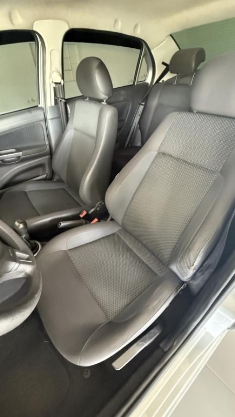 VOLKSWAGEN Voyage 1.6 4P TRENDLINE FLEX, Foto 5