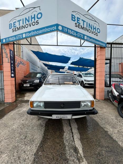 VOLKSWAGEN Voyage 1.6 S , Foto 1