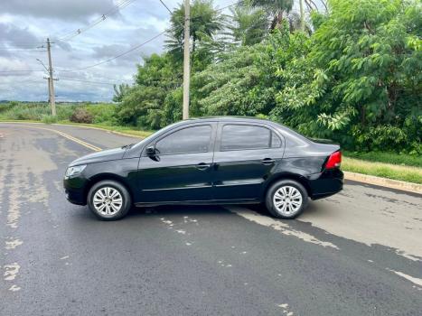 VOLKSWAGEN Voyage 1.0 4P FLEX, Foto 2