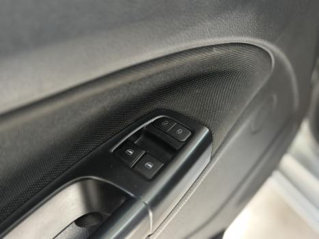 VOLKSWAGEN Voyage 1.6 4P FLEX, Foto 3