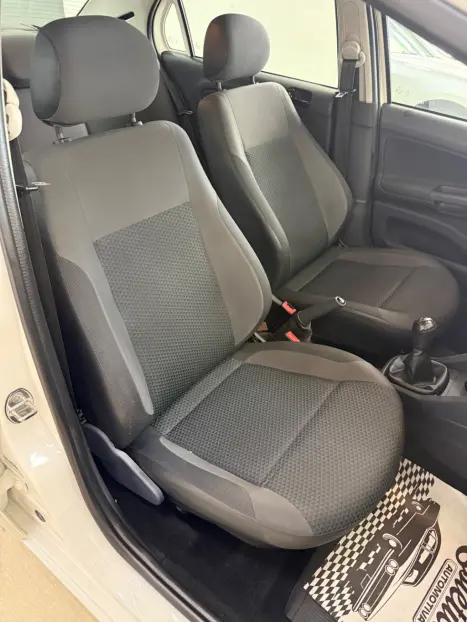 VOLKSWAGEN Voyage 1.0 4P FLEX, Foto 20