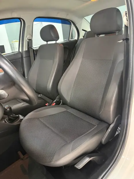 VOLKSWAGEN Voyage 1.0 4P FLEX, Foto 21