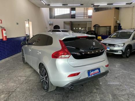 VOLVO V40 2.0 4P T4 MOMENTUM TURBO AUTOM�TICO, Foto 10