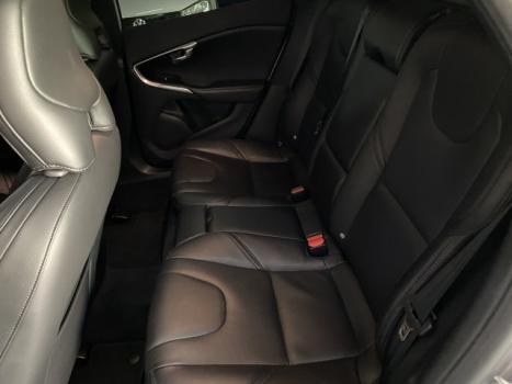 VOLVO V40 2.0 4P T4 MOMENTUM TURBO AUTOM�TICO, Foto 12