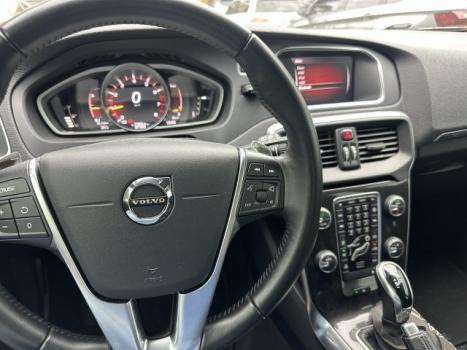 VOLVO V40 2.0 4P T4 MOMENTUM TURBO AUTOM�TICO, Foto 13
