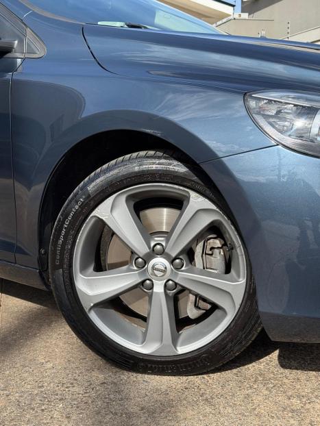 VOLVO V40 2.0 4P T4 KINETIC TURBO AUTOM�TICO, Foto 6