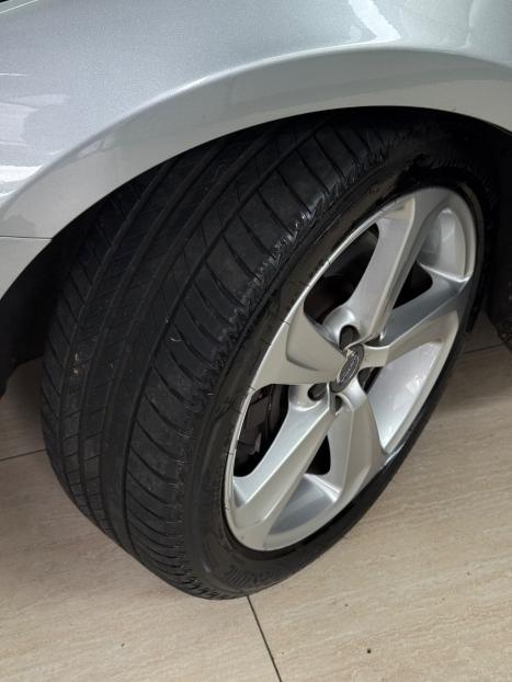 VOLVO V40 2.0 4P T4 MOMENTUM TURBO AUTOM�TICO, Foto 11