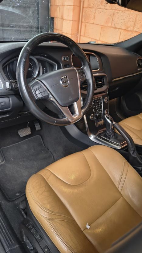 VOLVO V40 2.0 4P T4 MOMENTUM TURBO AUTOM�TICO, Foto 6