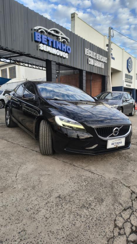 VOLVO V40 2.0 4P T4 MOMENTUM TURBO AUTOMÁTICO, Foto 10