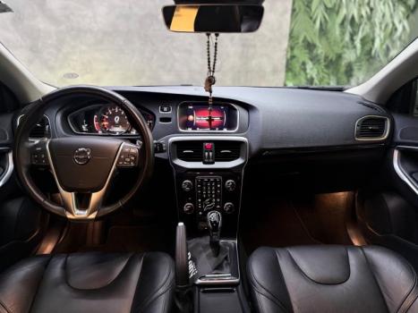 VOLVO V40 2.0 4P T4 MOMENTUM TURBO AUTOM�TICO, Foto 9