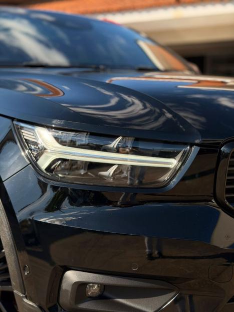 VOLVO XC40 2.0 16V 4P T5 TURBO R-DESIGN AWD GEARTRONIC AUTOM�TICO, Foto 2