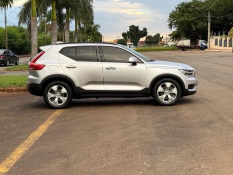 VOLVO XC40 2.0 16V 4P T4 TURBO GEARTRONIC AUTOM�TICO, Foto 3