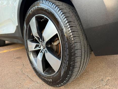 VOLVO XC40 2.0 16V 4P T5 TURBO MOMENTUM AWD GEARTRONIC AUTOM�TICO, Foto 14