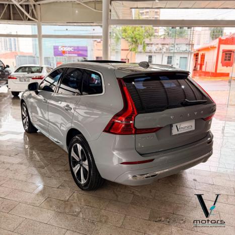 VOLVO XC60 2.0 16V 4P T8 RECHARGE H�BRIDO PLUS AWD TURBO GEARTRONIC AUTOM�TICO, Foto 2