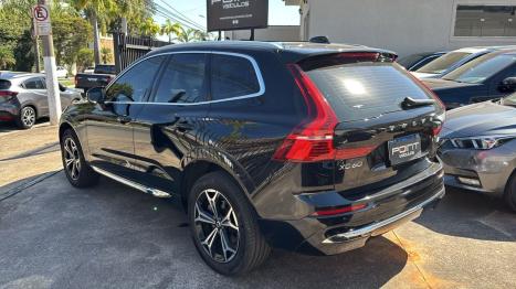 VOLVO XC60 2.0 16V 4P T8 RECHARGE H�BRIDO INSCRIPTION EXPRESSION AWD TURBO GEARTRONIC AUTOM�TICO, Foto 2