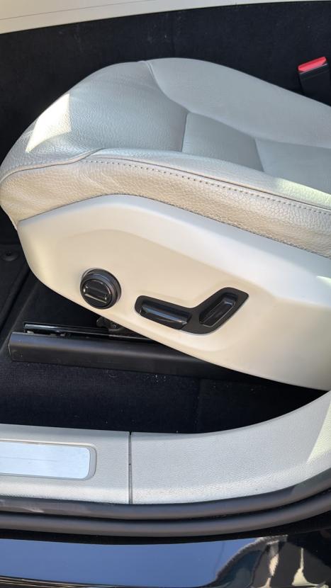 VOLVO XC60 2.0 16V 4P T8 RECHARGE H�BRIDO INSCRIPTION EXPRESSION AWD TURBO GEARTRONIC AUTOM�TICO, Foto 10