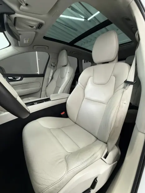 VOLVO XC60 2.0 4P T5 MOMENTUM TURBO AUTOM�TICO, Foto 10