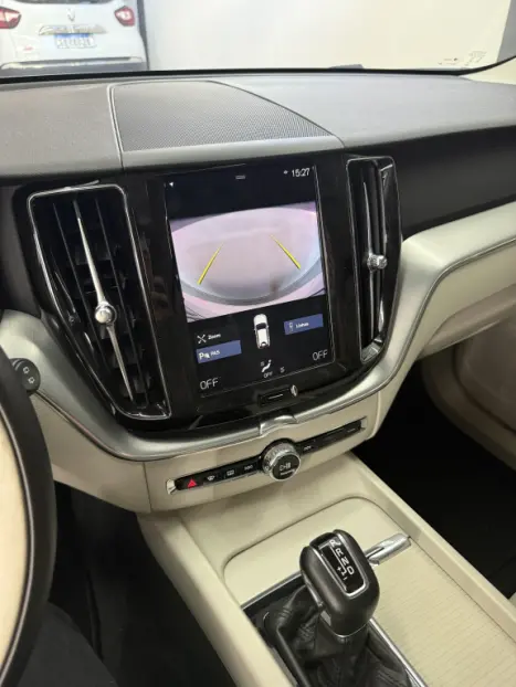 VOLVO XC60 2.0 4P T5 MOMENTUM TURBO AUTOM�TICO, Foto 13