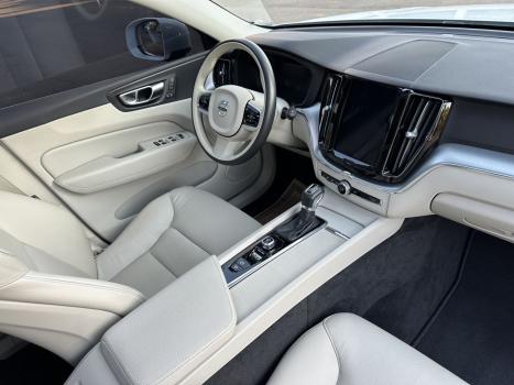 VOLVO XC60 2.0 4P T5 MOMENTUM TURBO AUTOM�TICO, Foto 9