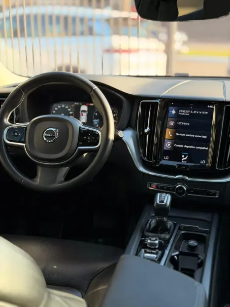 VOLVO XC60 2.0 4P T5 MOMENTUM TURBO AUTOM�TICO, Foto 7