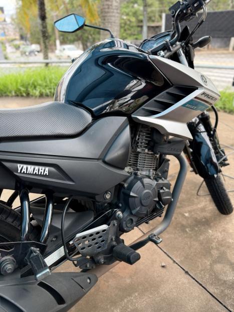 YAMAHA Fazer YS 150 SED, Foto 3