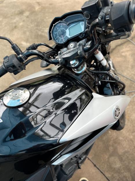 YAMAHA Fazer YS 150 SED, Foto 4