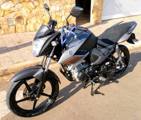 YAMAHA FZ 15 Fazer ABS, Foto 1