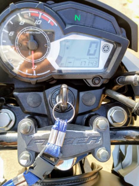 YAMAHA FZ 15 Fazer ABS, Foto 4