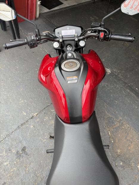 YAMAHA FZ 15 Fazer ABS, Foto 4