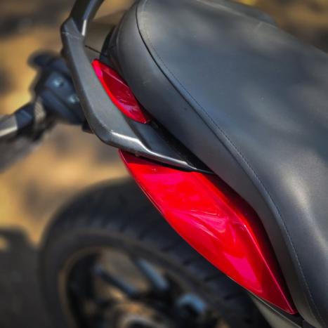 YAMAHA FZ 15 Fazer ABS, Foto 4