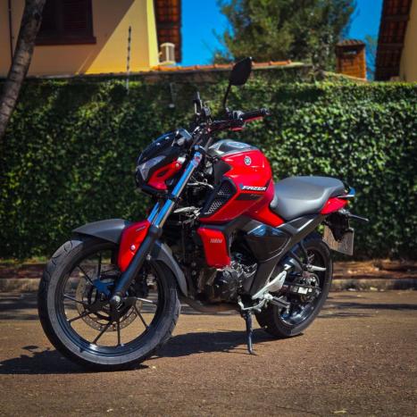 YAMAHA FZ 15 Fazer ABS, Foto 19