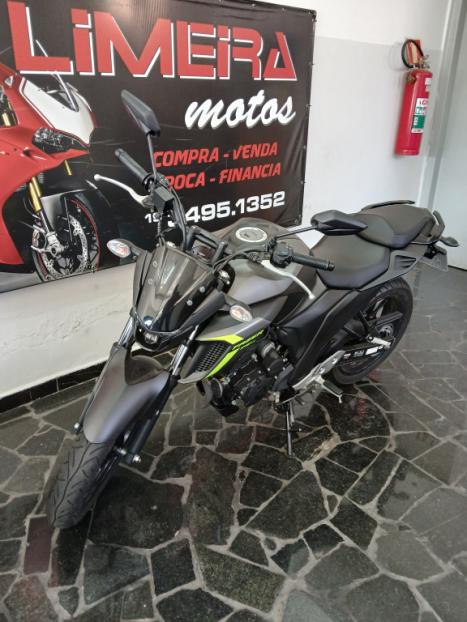 YAMAHA FZ 25 250 Fazer Flex , Foto 2