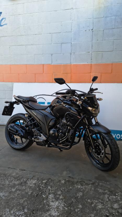 YAMAHA FZ 25 250 Fazer Flex , Foto 2