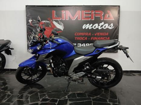 YAMAHA FZ 25 250 Fazer Flex , Foto 1